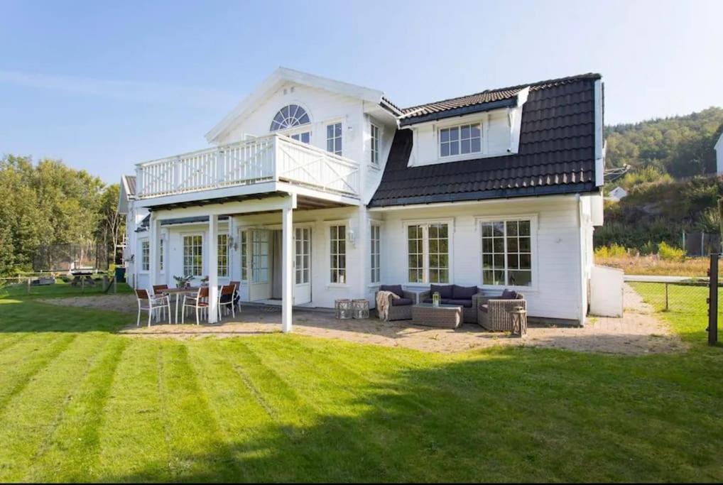 Villa Spectacular Nature Experience At Norway's Southern Point! *